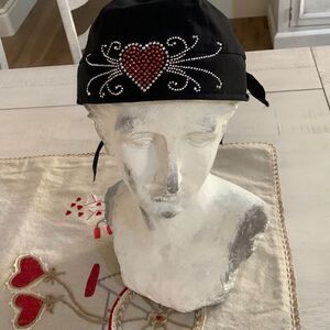 Sparkly Heart  Hat NWOT